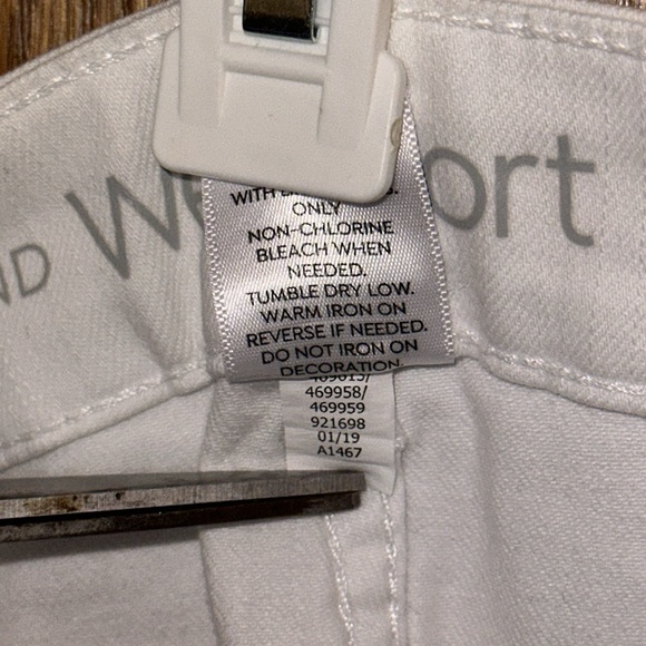 Dressbarn Westport Signature Fit White 14W Boyfriend Jeans - Picture 5 of 8